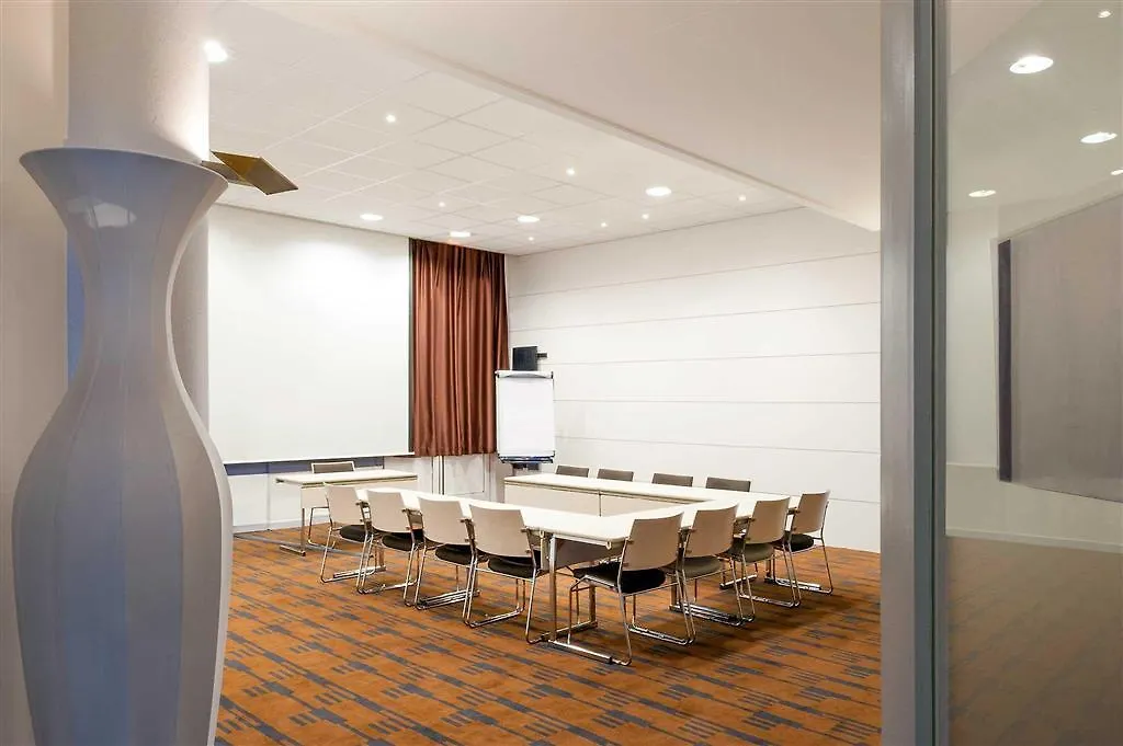 Novotel Lille Centre Grand Place 4*,