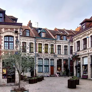 Centre: 2bed 2bath Apartment! Appartement